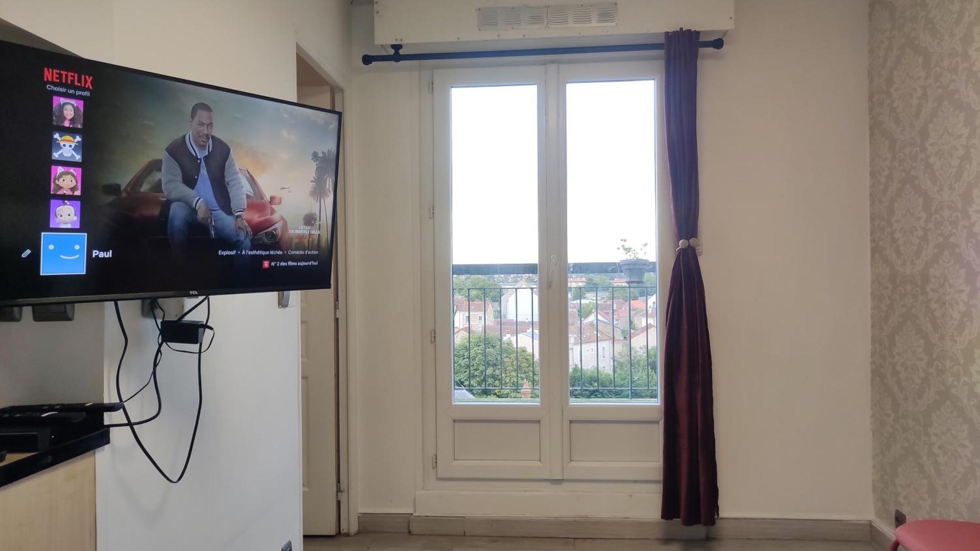 Appartement entier avec beau balcon - 5 minutes à pied de Melun Gare Extérieur photo